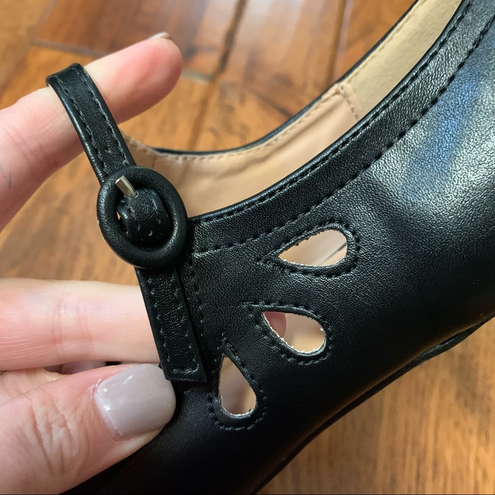 Chase + Chloe | Black Kimmy Mary Jane Pumps | Sz 10 - Picture 10 of 16